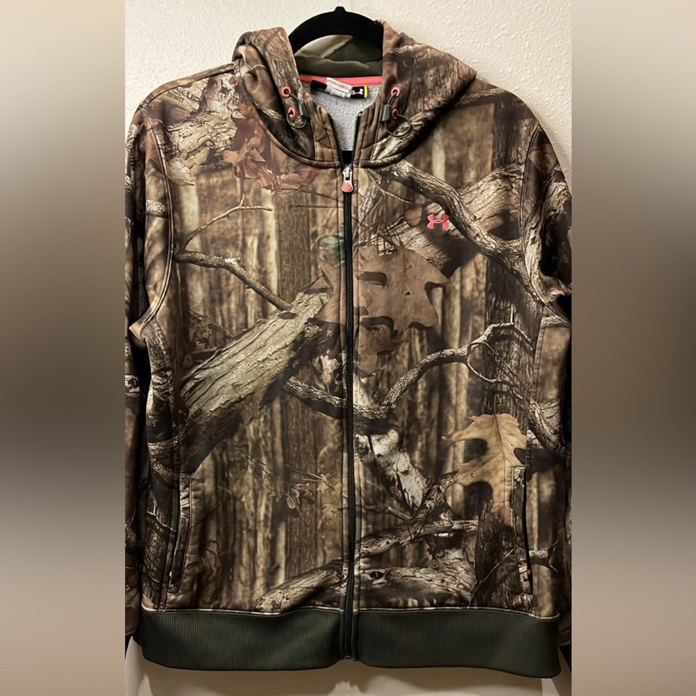 Under Armour women’s camo pink full zip long sleeve size xl